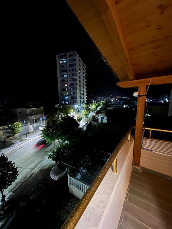 Trip-Stop Apartments Wlora Zewnętrze zdjęcie