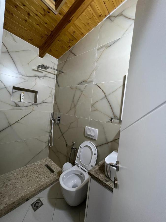Trip-Stop Apartments Wlora Zewnętrze zdjęcie