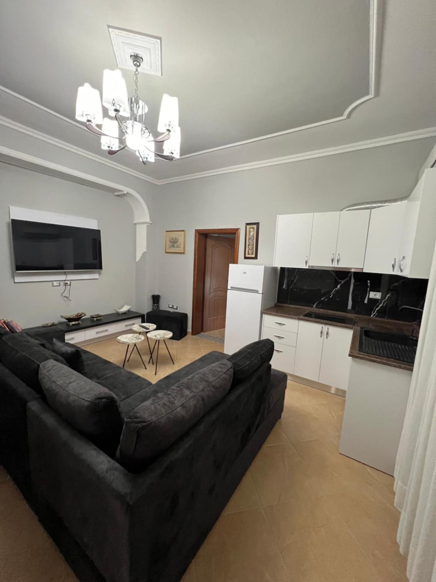 Trip-Stop Apartments Wlora Zewnętrze zdjęcie